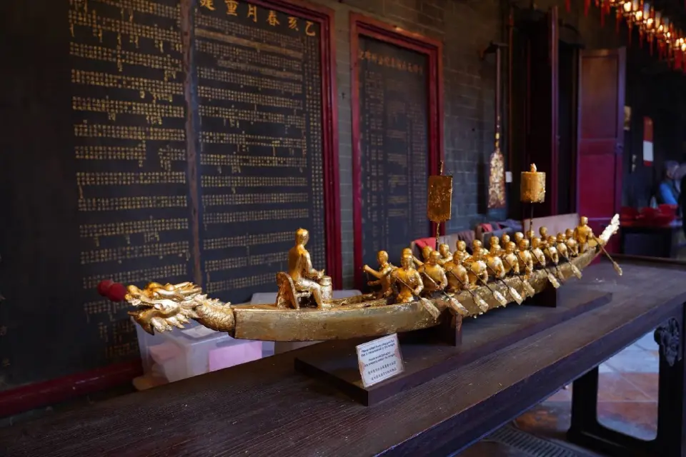 ไอคอนสยาม พาสมาชิก VIP บินฮ่องกง ไหว้ 7 วัดมงคล เปิดดวงรับปีม้าไฟ!