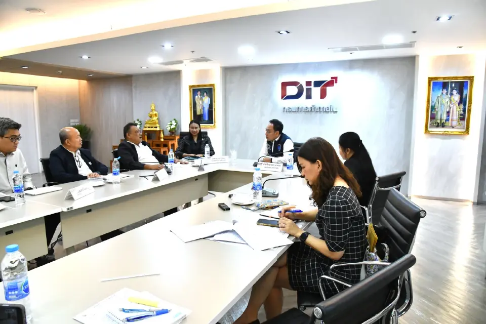 ชาวนาบุกพาณิชย์ ร้อง 'ศุภจี' ขอชดเชย ตั้งจุดรับซื้อข้าว คุมต้นทุน