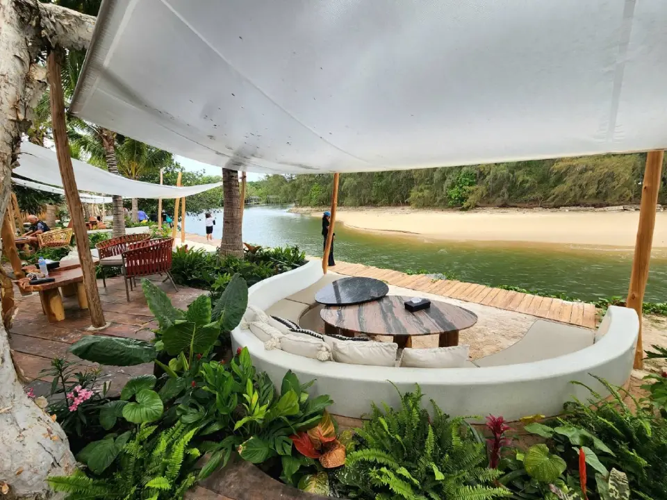 เปิด 7 พิกัด เที่ยวระยอง คาเฟ่ ร้านอาหารเด็ด GO Local Eat Local Go Hotel บุฟเฟ่ต์ทุเรียน ปังๆ