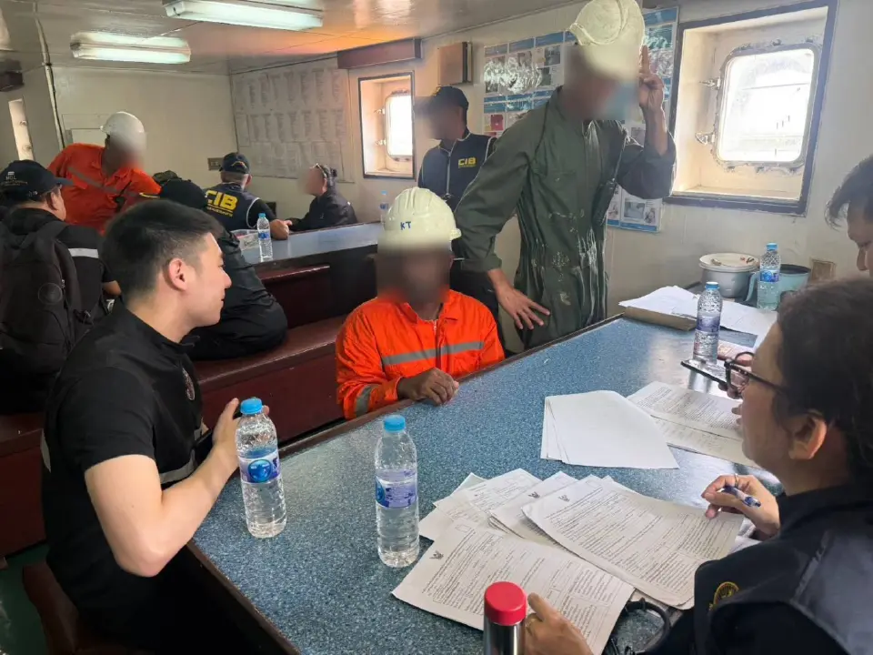 ศตคม.ตร.บูรณาการตรวจเรือประมง