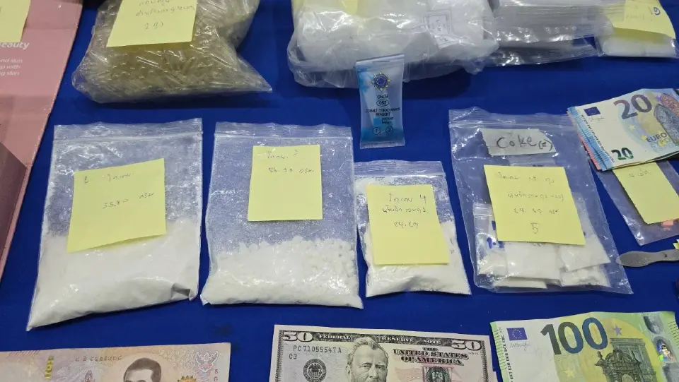 ตม.สุราษฎร์รวบพ่อค้ายาเสพติดชาวอิสราเอล พร้อมสมุนออสเตรเลีย