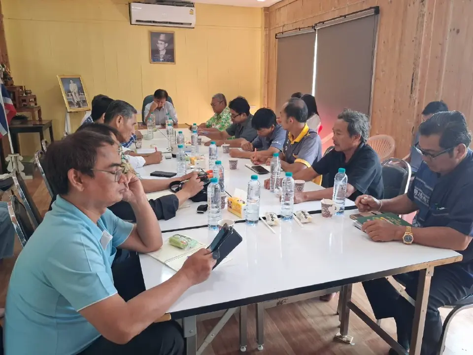 21 เม.ย. เดือด ม็อปโคนม ปิดถนนมิตรภาพ ไล่บี้หนี้ 600 ล้านบาท