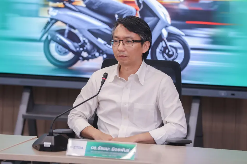 นายชัยชนะ มิตรพันธ์