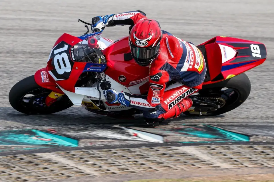 ฮอนด้า เรซซิ่ง ไทยแลนด์ ส่งสองนักบิดดาวรุ่ง  "มิกซ์-ธนัช" กับ “ไฮเปค-กฤษฎา”  ลุยศึก มาเลเซีย ซูเปอร์ไบค์ 2026 สนามแรก