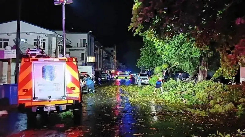 ปภ.เตือนพายุฤดูร้อนยังถล่มต่อเนื่อง 7 จังหวัดอ่วม บ้านเรือนเสียหาย 268 หลัง