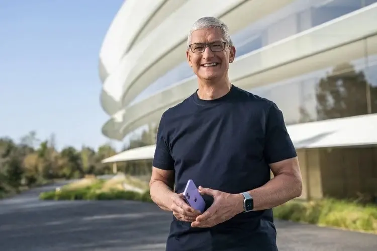 ทิม คุก (Tim Cook) ประธานเจ้าหน้าที่บริหาร Apple 