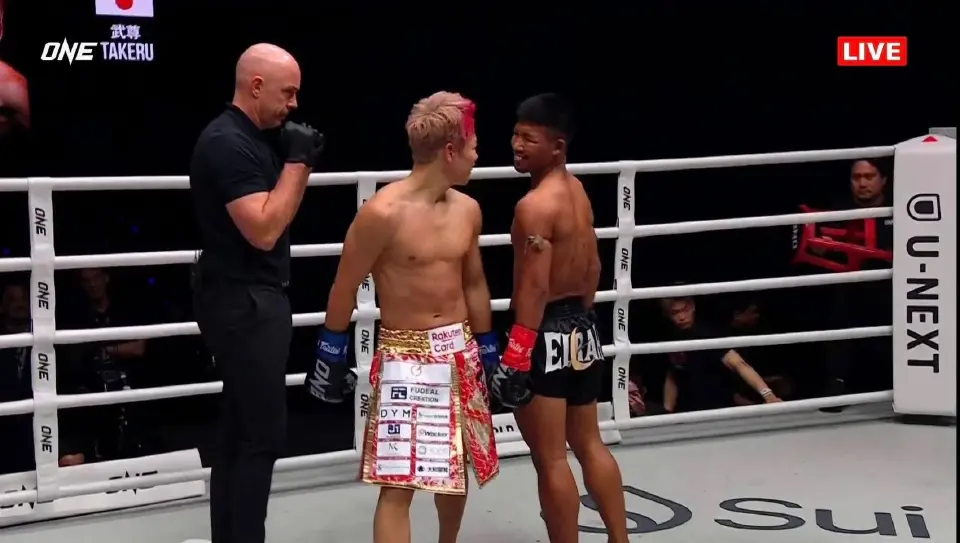 ช็อกโลก! "ทาเครุ" รัวหมัดน็อก "รถถัง จิตรเมืองนนท์" ยก 5 ศึก ONE SAMURAI 1