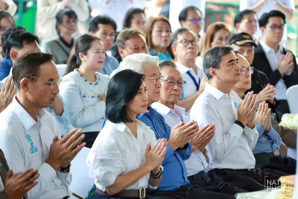 ปชป.ส่ง 5 ขุนพลชำแหละนโยบายรัฐบาล จี้แผนแก้เศรษฐกิจ-น้ำมันต้องชัด 