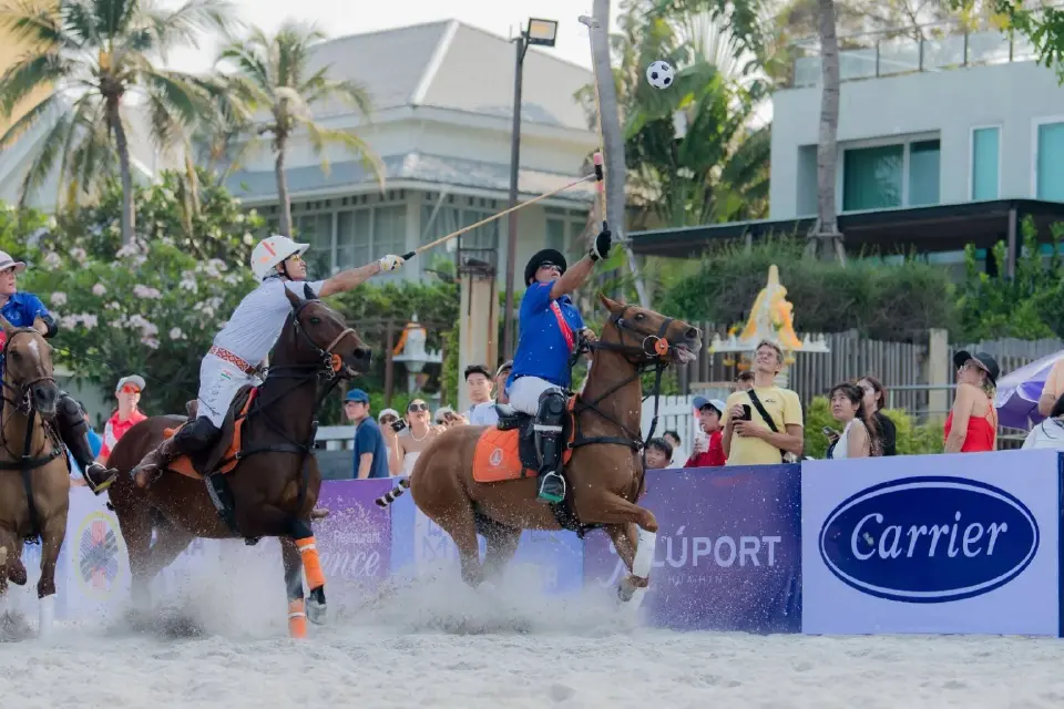 “สุวัจน์”เปิดงานบีชโปโลหัวหิน ดันเศรษฐกิจ-การท่องเที่ยวคึกคัก