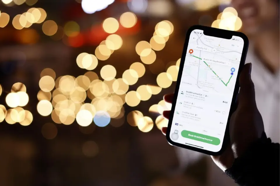 แกร็บ เผยอินไซด์เศรษฐกิจกลางคืน ศุกร์-เสาร์เรียกรถพุ่ง ส้มตำปูปลาร้า แตะ 2 แสนจาน