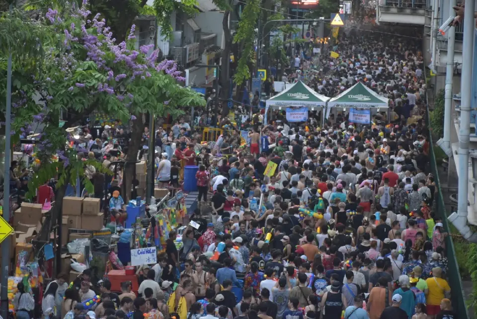 สงกรานต์สีลมแชมป์