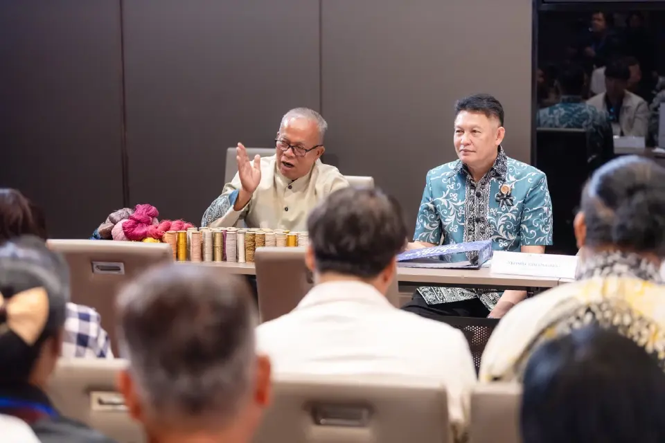 พช. ติวเข้ม Coaching ผ้าลายพระราชทาน ภาคกลาง ปั้นแฟชั่นไทยสู่สากล