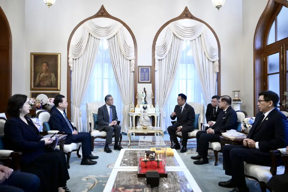 ‘อนุทิน’ เปิดทำเนียบรับ ‘หวัง อี้’ ถกประเด็นใหญ่ความสัมพันธ์ไทย-จีน