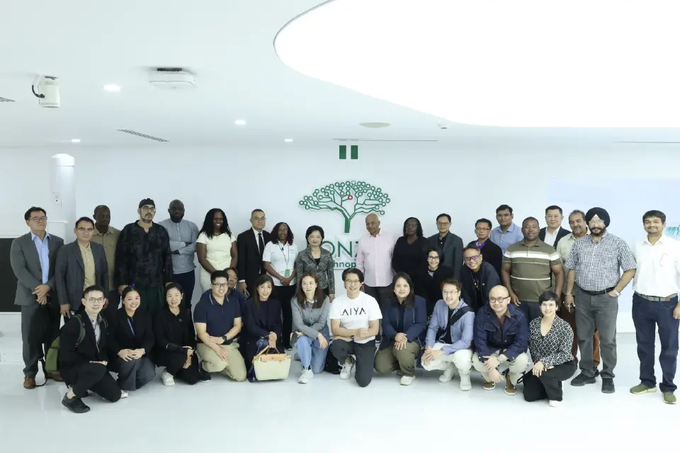 คณะจากประเทศไทยเยี่ยมชมโครงการ Konza Technopolis