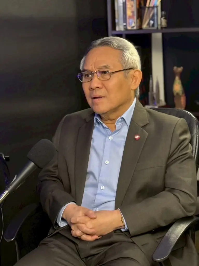 'สุรเดช' แนะรัฐฯ ตั้ง หอคอยฟอกอากาศ สู้ฝุ่น PM2.5 จี้บังคับใช้กฎหมายเด็ดขาด