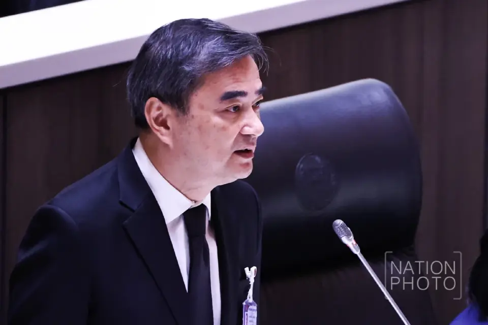 ‘อภิสิทธิ์ เวชชาชีวะ’ ชำแหละนโยบายรัฐบาล! ซัดไร้รูปธรรม-อุ้มทุนพลังงาน