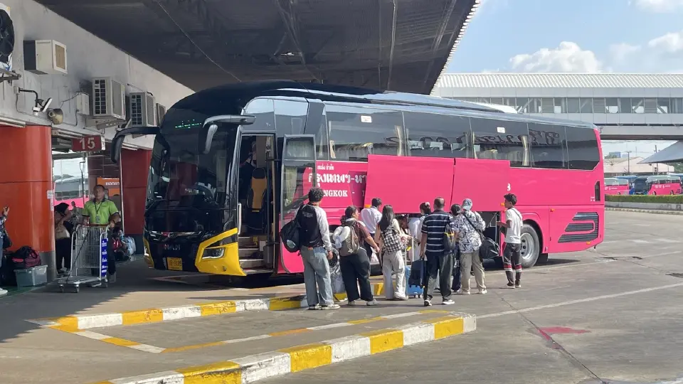 บขส.ขึ้นค่าโดยสาร 6 เม.ย.นี้ คาดปี 69 พิษน้ำมันทำขาดทุนอ่วม