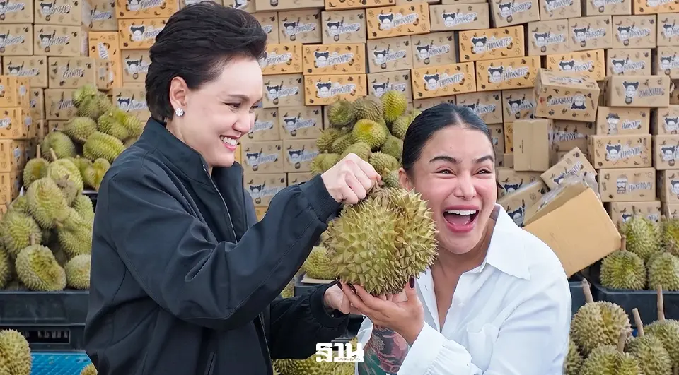 ถ่ายทอดสดพิมรี่พาย ไลฟ์ขายทุเรียนลูกละ 100 บาท