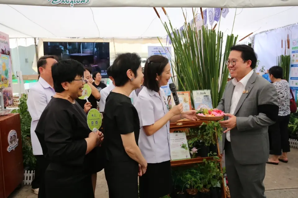 อย.เปิด“ตลาดเติมสุข”ฝ่าวิกฤตค่าครองชีพชู 9 สมุนไพรคู่บ้าน-แจกฟรีกล้าไม้
