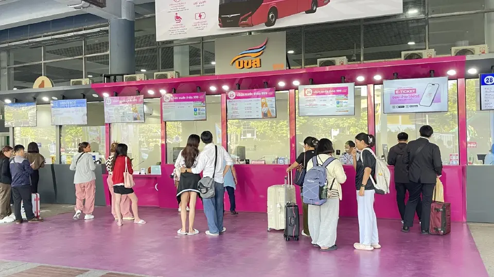 บขส.จัดรถโดยสาร 7 พันเที่ยว รับ 1.8 แสนคนเดินทางกลับบ้าน สงกรานต์ 2569