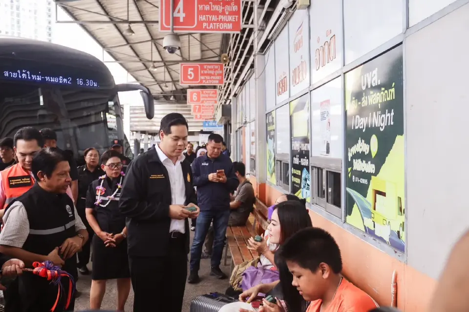 “สรรเพชญ”ตรวจสนามบิน-ขนส่งหาดใหญ่ คุมเข้มสงกรานต์ ตรึงค่าโดยสาร