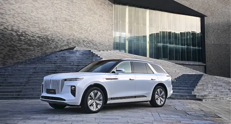 รถผู้นำจีน “หงษ์ฉี” นำเข้า Golden Sunflower จับตลาดอัลตร้าลักชัวรีไทย ราคาเกิน 50 ล้านบาท