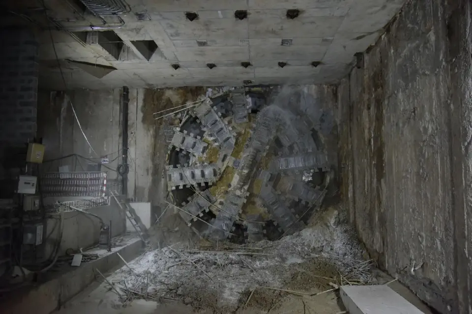 รฟม. ตรวจสายสีม่วงใต้ หัวเจาะทะลุสถานีอนุสาวรีย์ฯ ก้าวหน้า 71%