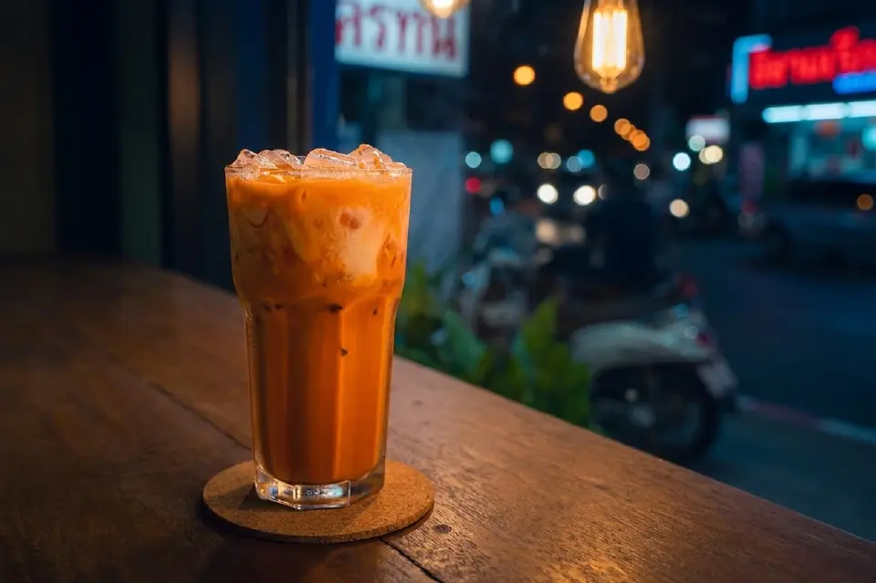 แกร็บ เผยอินไซด์เศรษฐกิจกลางคืน ศุกร์-เสาร์เรียกรถพุ่ง ส้มตำปูปลาร้า แตะ 2 แสนจาน