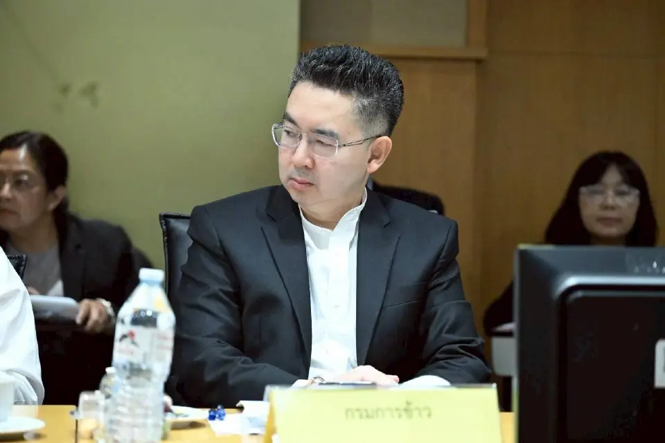 “ปลัดเกษตรฯ”  ลุยปั้นปุ๋ยอินทรีย์ ดันสูตร 70:30 ลดเสี่ยงวิกฤตราคาโลก