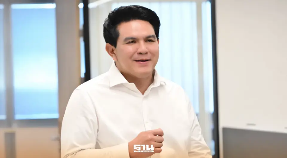 สุรศักดิ์ พันธ์เจริญวรกุล 