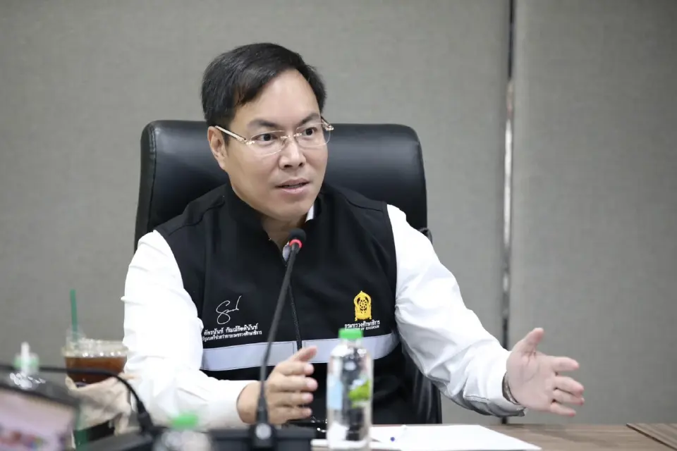 'ศธ.' ถก กทม.จ่อใช้โมเดล Traffy Fondue แจ้งปัญหาโรงเรียนตรงถึงรัฐมนตรี