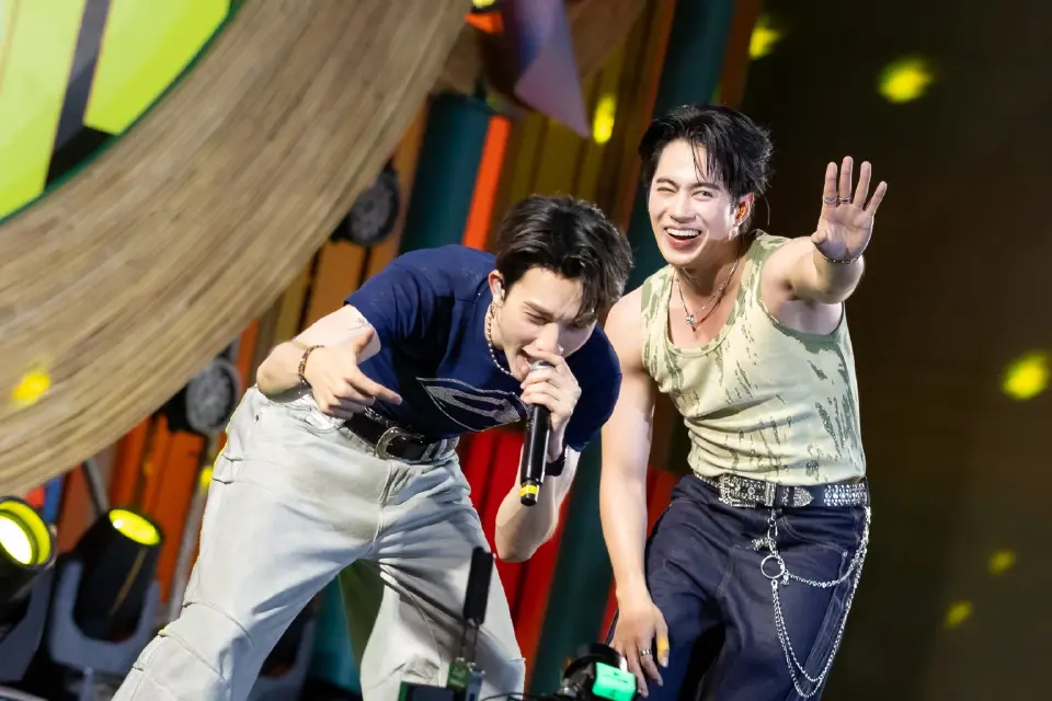 เช็กโปรแกรมเด็ด "สงกรานต์สยามพารากอน 2569" จัดเต็มมิวสิกเฟสและแฟชั่นโชว์สุดชิค