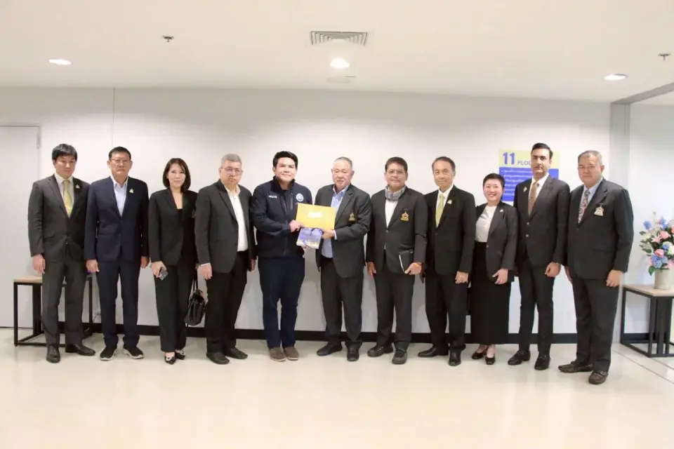 แอตต้า วอนรัฐบาลชะลอเก็บภาษีคนไทยเดินทางต่างประเทศ 1,000 บาท หวั่นสายการบินลดเที่ยวบิน