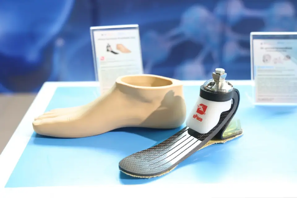 สปสช. ชูนวัตกรรมไทยลดงบนำเข้ายา-เครื่องมือแพทย์ ช่วยผู้ป่วยเข้าถึงการรักษามากขึ้น