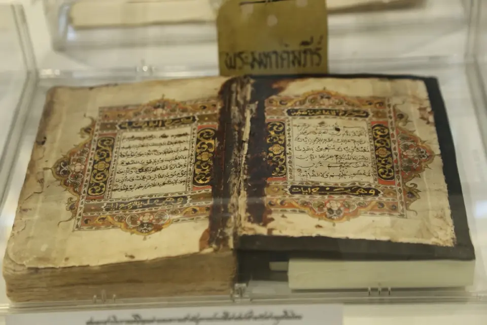 ทัศนา นิทรรศการ “Read The Legend” สานต่อประวัติศาสตร์สู่คนรุ่นใหม่