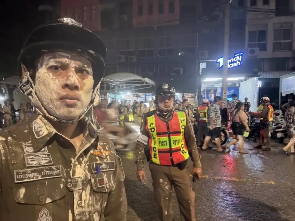 ศจร.ตร.ขอบคุณตำรวจจราจรทั่วประเทศทุ่มเทดูแลประชาชนช่วงสงกรานต์