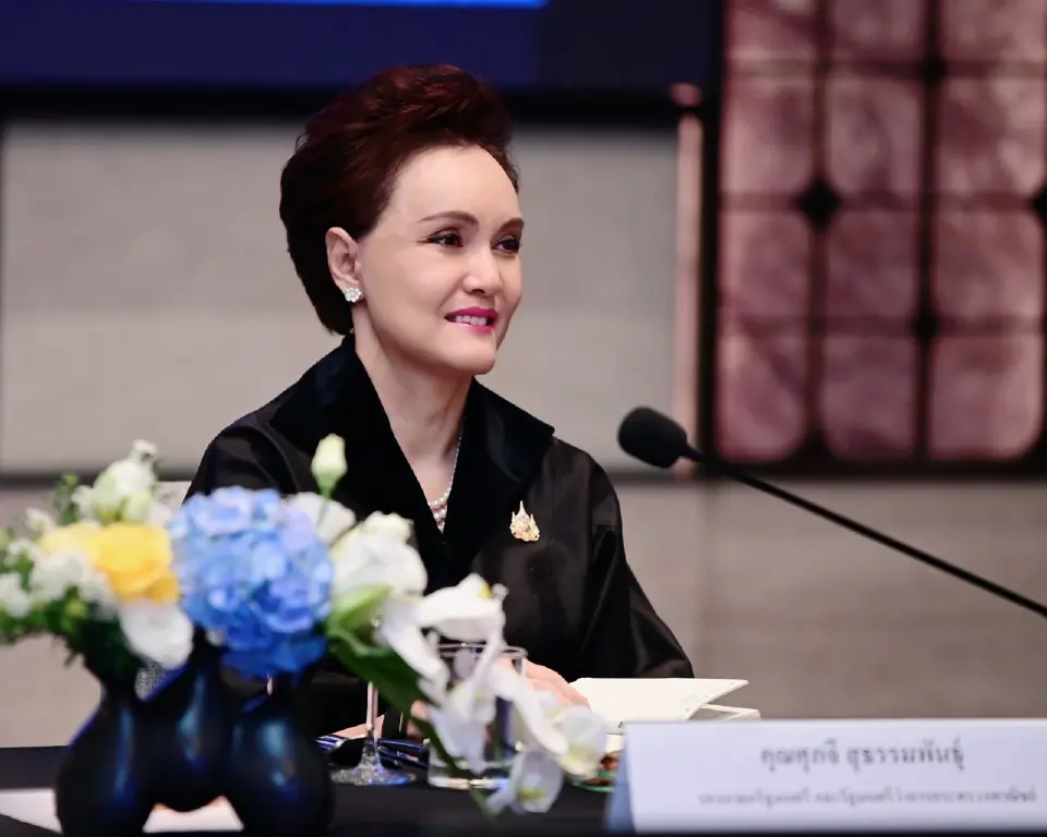 นางศุภจี สุธรรมพันธุ์ รองนายกรัฐมนตรี และรัฐมนตรีว่าการกระทรวงพาณิชย์