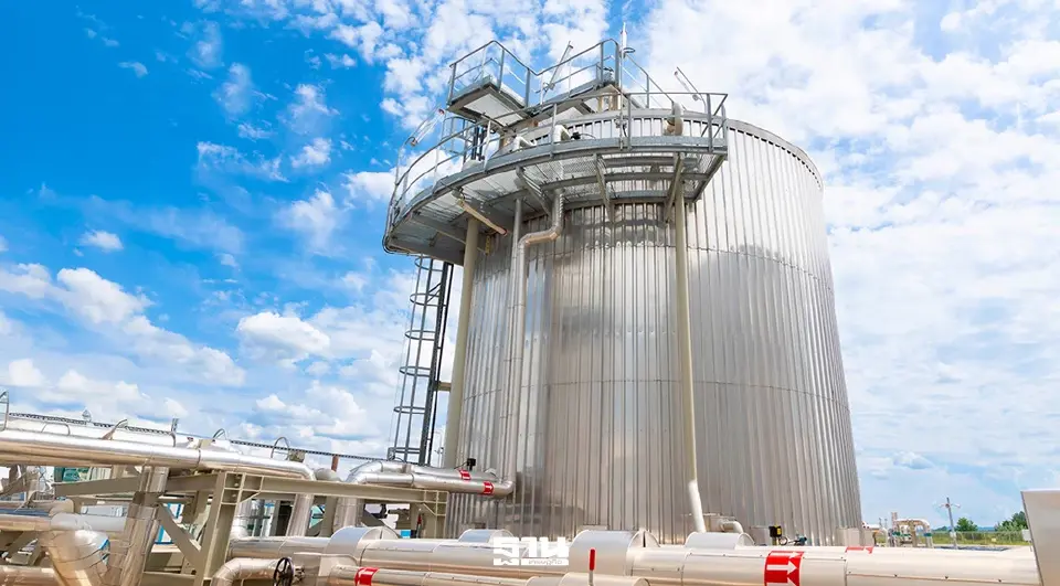 ค่าการกลั่นพุ่ง 14 บาท นักวิชาการเสนอเก็บภาษีลาภลอย 33% อุ้มประชาชน