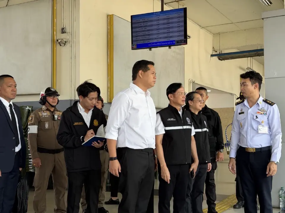 “สรรเพชญ” รมช.คมนาคม ลงพื้นที่สายใต้ ตรวจความพร้อมรับสงกรานต์ 2569 คุมเข้มความปลอดภัยผู้โดยสารทุกสถานี