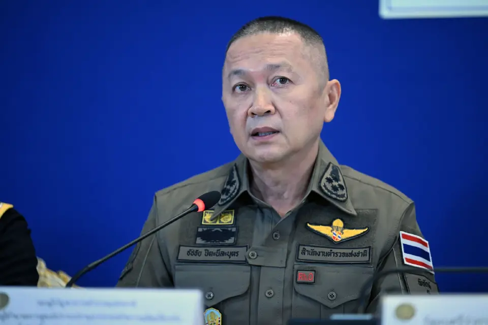 รศ.พล.ต.อ.ดร.ธัชชัย ปิตะนีละบุตร ผู้อำนวยการศูนย์ปราบปรามการกระทำความผิดเกี่ยวกับน้ำมันเชื้อเพลิง (ผอ.ศปน.ตร.)