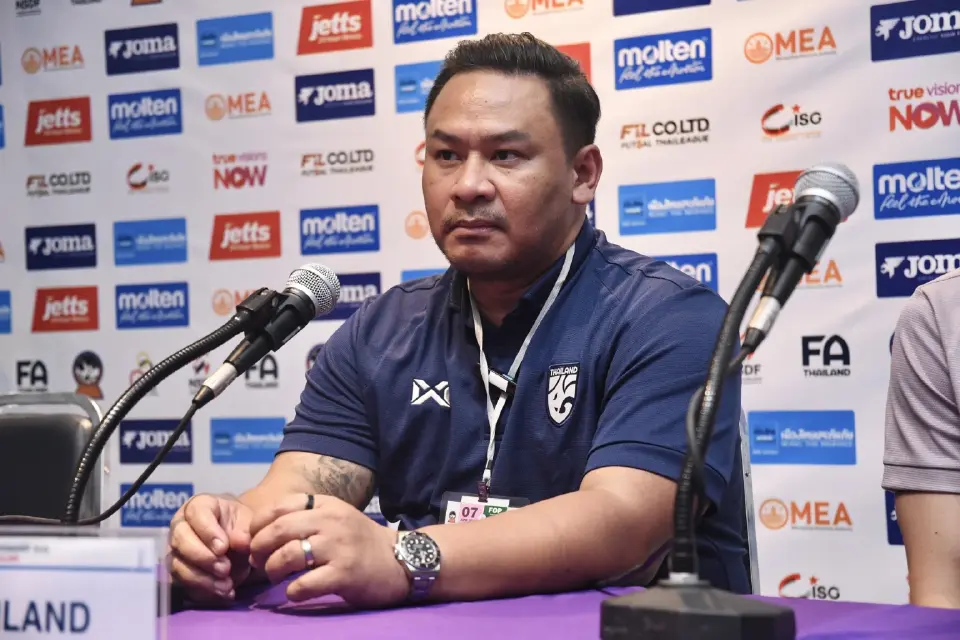 รักษ์พล สายเนตรงาม โค้ชหมี หัวหน้าผู้ฝึกสอน ฟุตซอลชายทีมชาติไทย