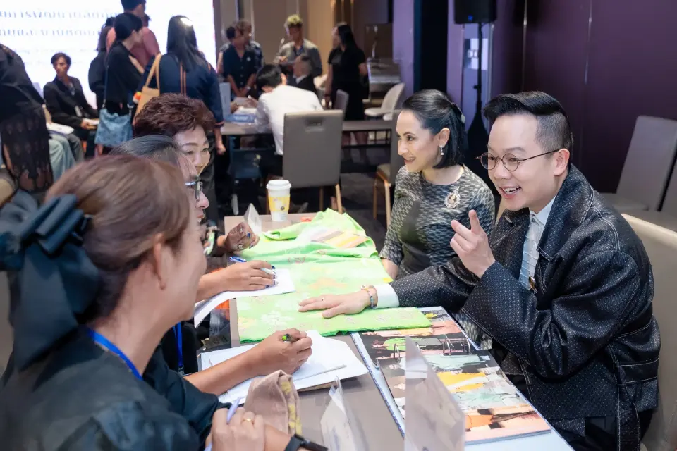 พช. ติวเข้ม Coaching ผ้าลายพระราชทาน ภาคกลาง ปั้นแฟชั่นไทยสู่สากล