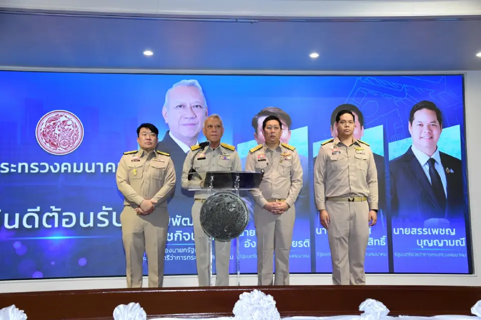 ‘พิพัฒน์’ ประกาศดันแพ็กเกจค่าโดยสาร-มาตรการอุ้มภาคขนส่ง แก้พิษน้ำมันแพง