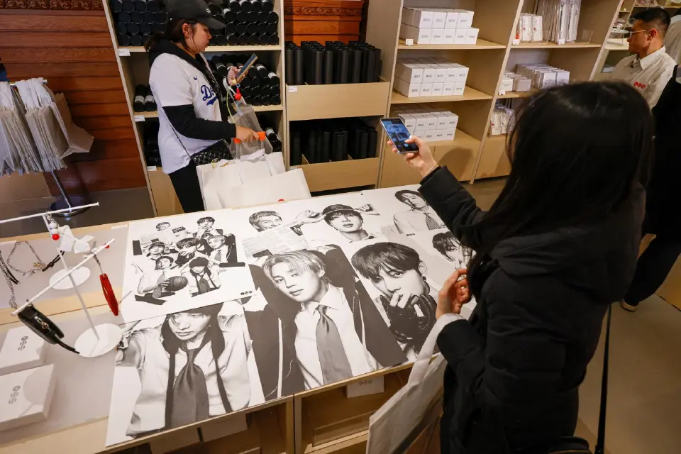 พลังอาร์มี่ BTS คัมแบ็ก ดันเกาหลีใต้ทุบสถิติยอดเที่ยว มี.ค. พุ่ง