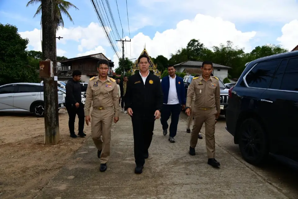 “สรรเพชญ”ลุยนราธิวาส ติดตามโครงสร้างพื้นฐาน-เร่งพัฒนาร่องน้ำ