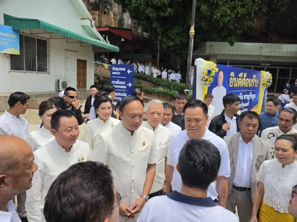 สมาคมกุ้งไทยและพันธมิตรผู้เลี้ยงกุ้งไทยยื่นหนังสือต่อนายกฯอนุทิน ขอช่วยเจรจามาเลเซียปลดล็อกนำเข้ากุ้งไทย