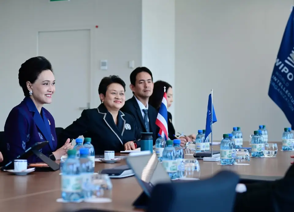 ศุภจี สุธรรมพันธุ์ รองนายกรัฐมนตรีและรัฐมนตรีว่าการกระทรวงพาณิชย์ หารือทวิภาคีกับผอ. WIPO
