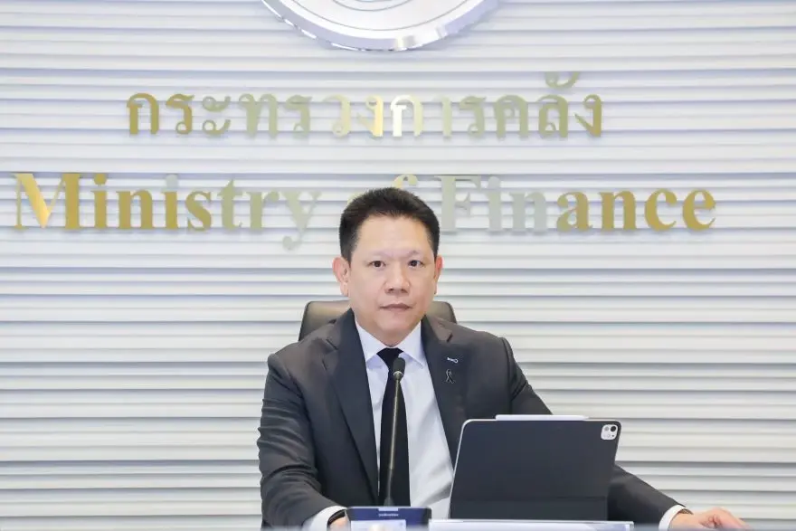นายลวรณ แสงสนิท ปลัดกระทรวงการคลัง 