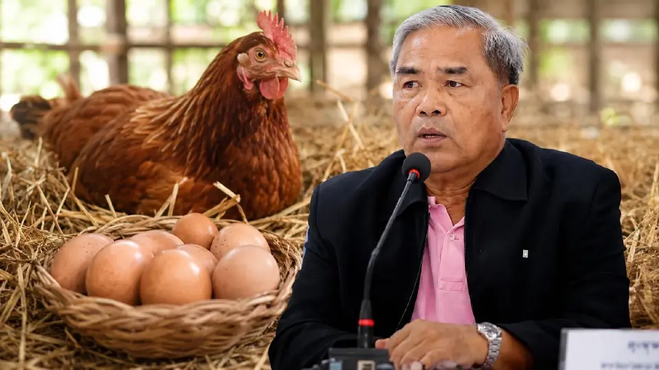 นายมาโนช ชูทับทิม นายกสมาคมผู้เลี้ยงไก่ไข่