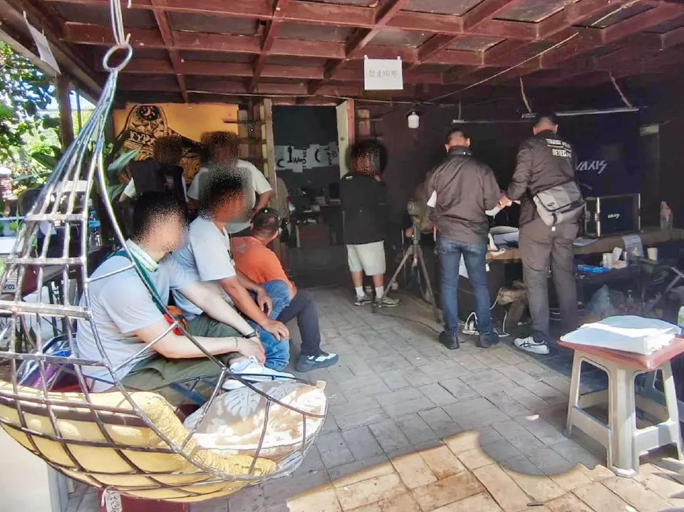 ตร.บุกรวบกองถ่ายจีนลักลอบถ่ายหนังในเชียงใหม่ จ่อปรับหนัก 1 ล้านบาท